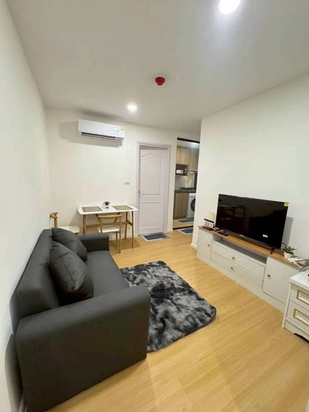 bedroom and living room of Cerocco Bangna 36