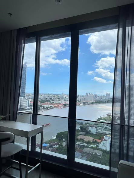 Chapter Charoennakhon–Riverside