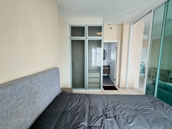 bedroom of Chapter One Eco Ratchada-HuaiKhwang