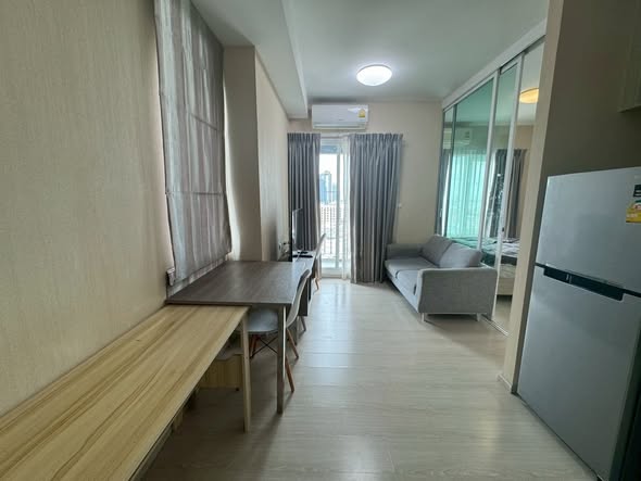bedroom of Chapter One Eco Ratchada-HuaiKhwang
