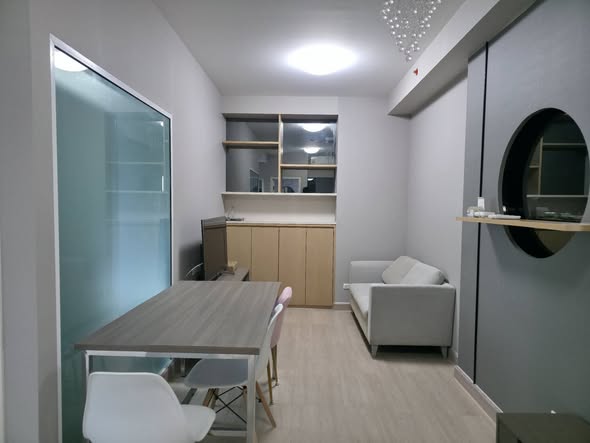 room interior of Chapter One Eco Ratchada-HuaiKhwang