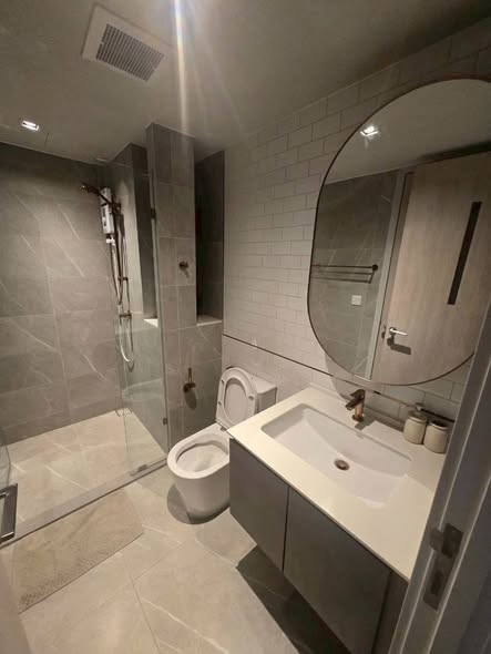 bathroom of CHAPTER THONGLOR 25
