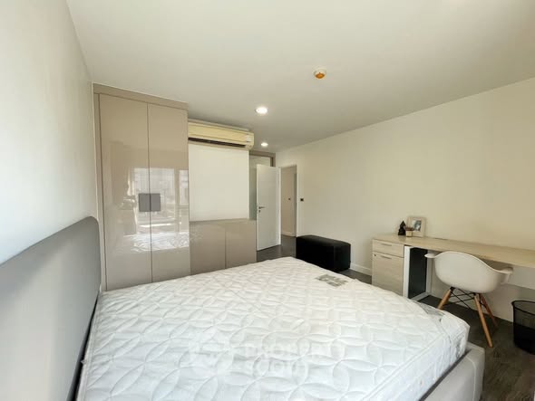 bedroom of CHAPTER THONGLOR 25