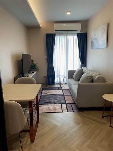 bedroom and living room of CHAPTER THONGLOR 25