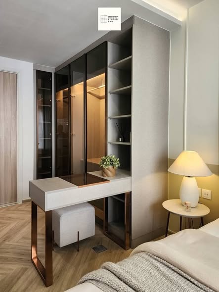 bedroom and room interior of CHAPTER THONGLOR 25