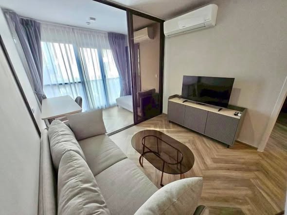 living room and bedroom of CHAPTER THONGLOR 25