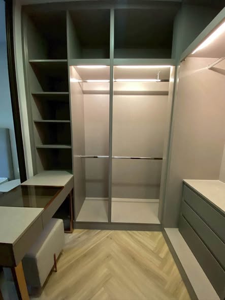 room interior of CHAPTER THONGLOR 25