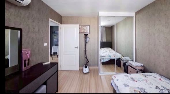 bedroom of Chateau In Town Rama 8.