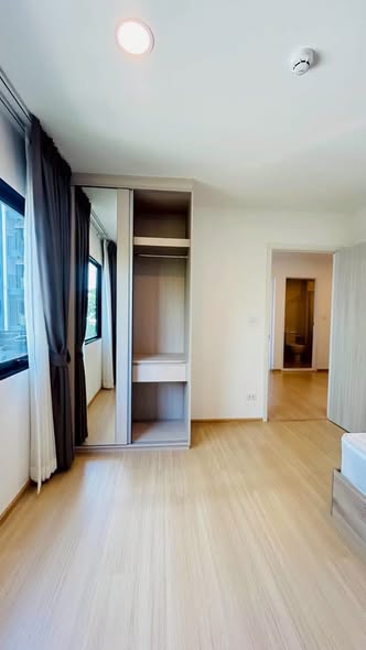 bedroom and room interior of Chewathai Hallmark Ladprao – Chokchai 4 Phase 2