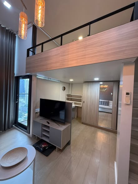 bedroom and room interior of Chewathai Residence Asoke
