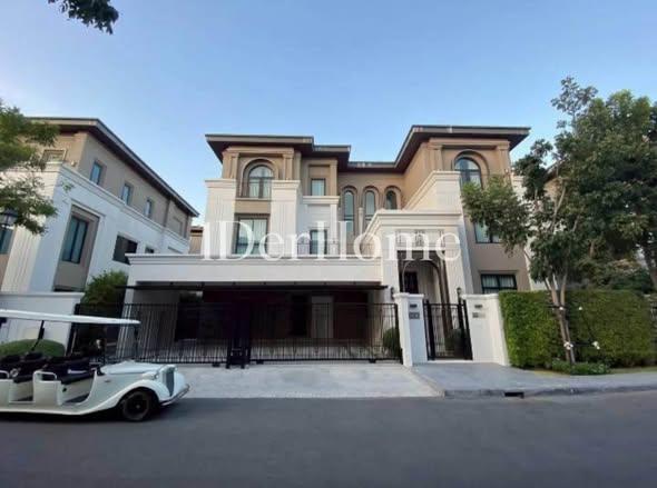 Cinq Royal Krungthep Kreetha