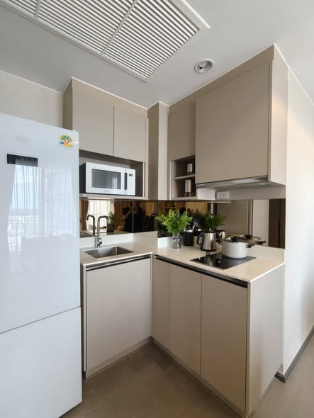 bathroom and kitchen of Coco Parc