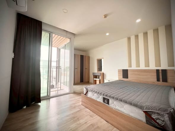 bedroom and room interior of Condo D RATCHADA