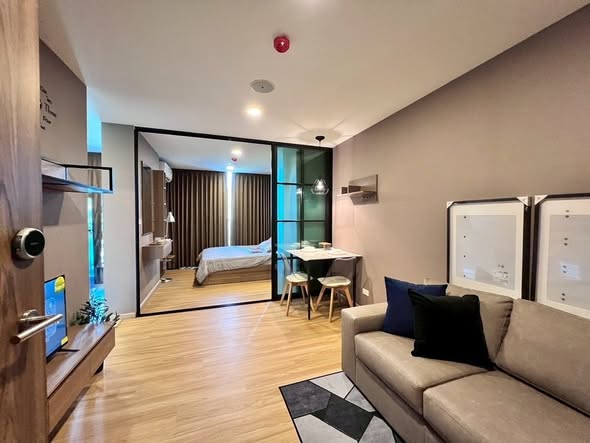 bedroom and room interior of CONDO THE CUBE LOFT NAUNCHAN