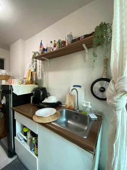 bathroom of Condo U @ Huamak Station, building A