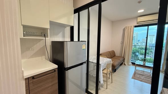 bedroom of Condolette Midst Rama 9
