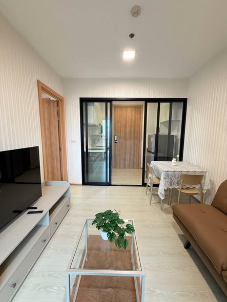 room interior of Condolette Midst Rama 9