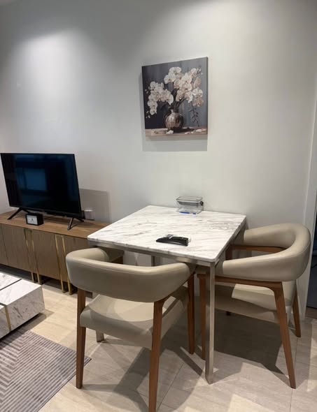 room interior of CRAFT Ploenchit