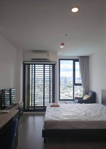 bedroom of DENIM Jatujak