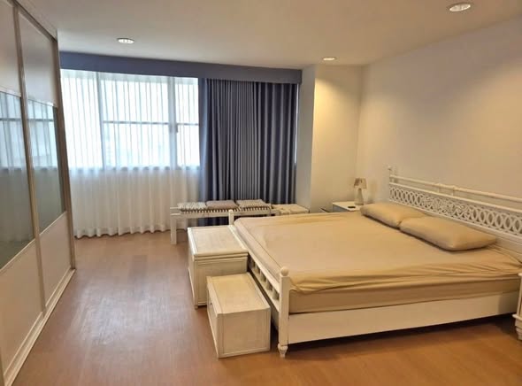 bedroom of DS Towers1