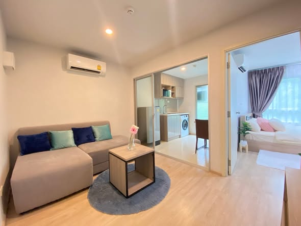 bedroom and living room of Elio Del Moss Phaholyothin