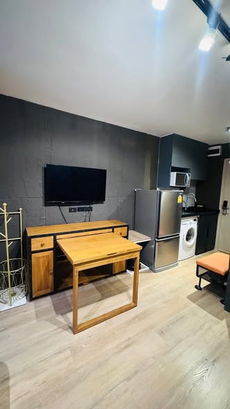 room interior of Elio Sukhumvit 64