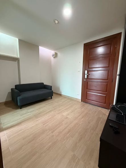 bedroom of Emerald Residence Ratchada Condominium