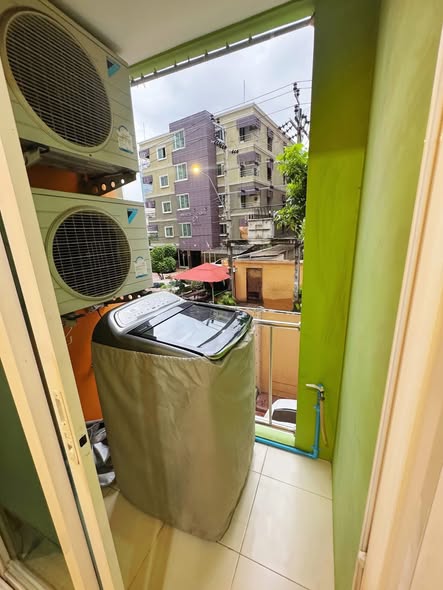 fire escape of Emerald Residence Ratchada Condominium