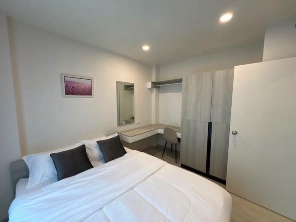 bedroom and room interior of Escent Ville