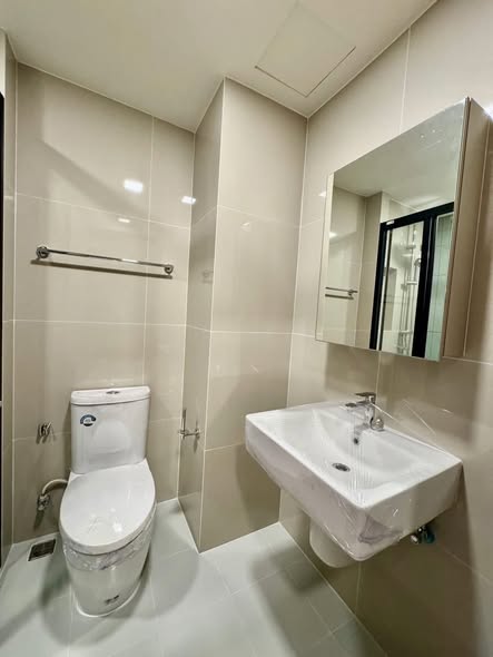bathroom of FLO by Sansiri