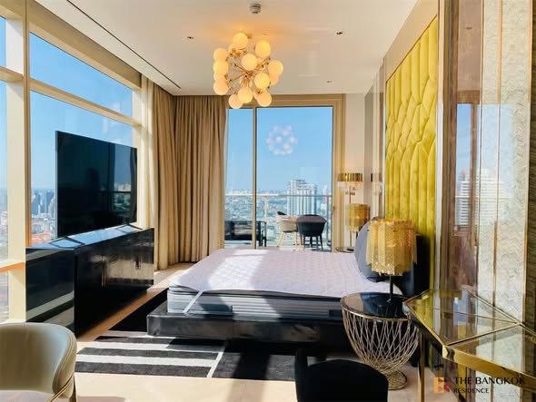 bedroom of Four Seasons Private Residences