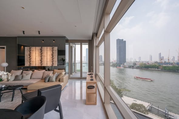 Four Seasons Private Residences