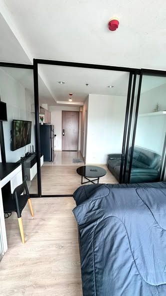 bedroom and room interior of Fuse Miti Sutthisan – Ratchada