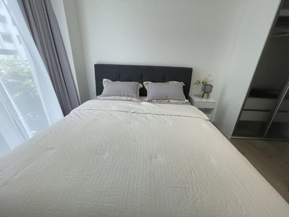 bedroom of Fynn Asoke