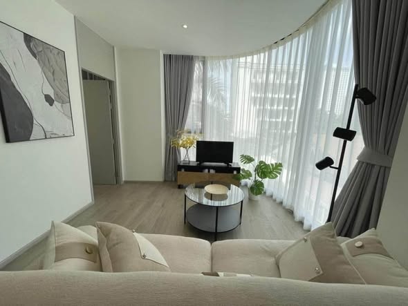 bedroom and living room of Fynn Asoke