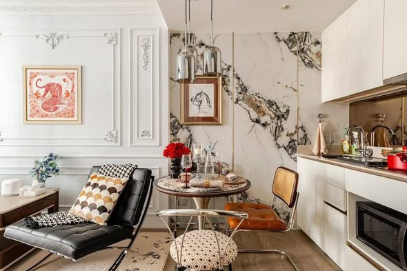 living room and kitchen of Fynn Asoke