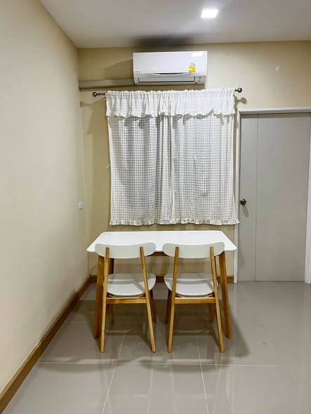 room interior of Golden Neo, Sukhumvit LaSalle