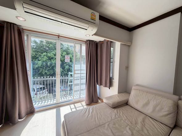 bedroom of Hillside Condo 3