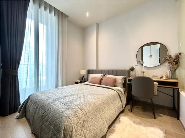 bedroom of HYDE Heritage Thonglor, Sukhumvit 59 main road