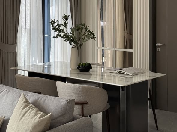 living room and room interior of HYDE Heritage Thonglor, Sukhumvit 59 main road