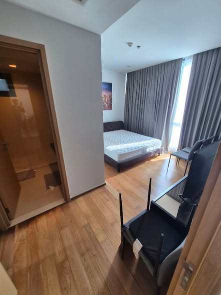 bedroom and room interior of Hyde Sukhumvit 13