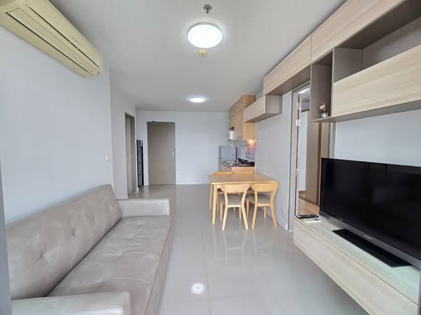 bedroom of Ideo BluCove Sukhumvit