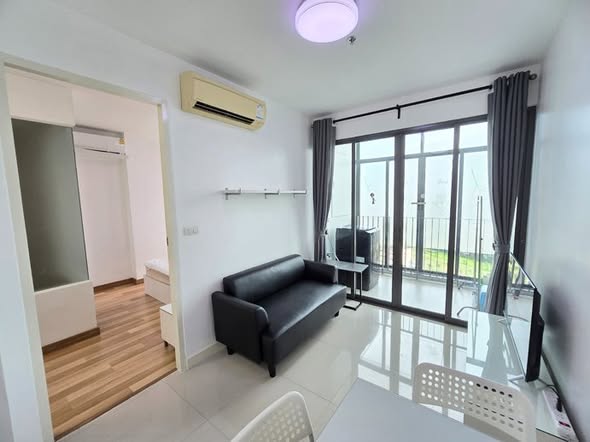 bedroom of Ideo BluCove Sukhumvit