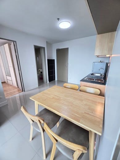 room interior of Ideo BluCove Sukhumvit