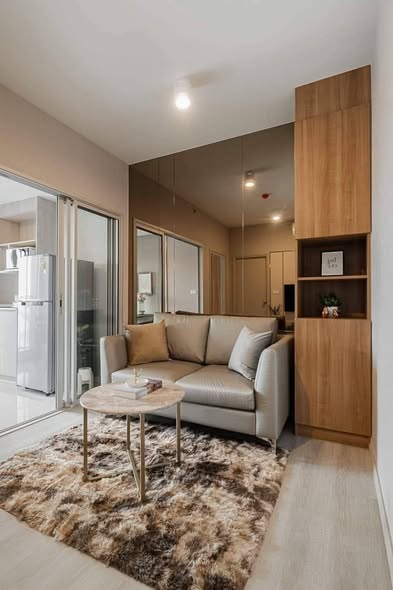 living room of Ideo Charan 70 – Riverview