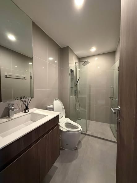 bathroom of Ideo Mobi Asoke