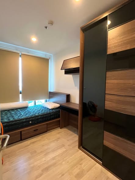 bedroom and room interior of Ideo Mobi Charan Interchange Condominium