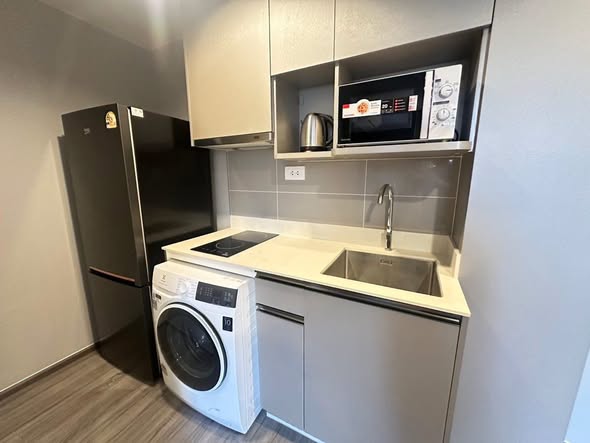 Ideo Mobi Sukhumvit 40