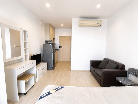 bedroom of Ideo Mobi Sukhumvit Eastgate