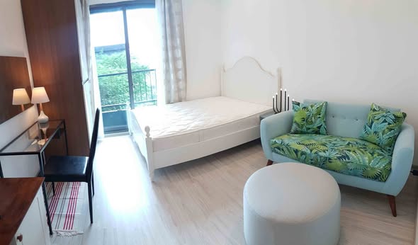 living room and bedroom of Ideo Mobi Sukhumvit Eastgate